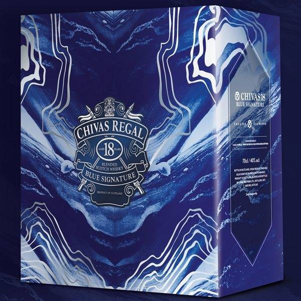 Chivas-18-Nam--Blue---Hop-Qua-Tet-2022