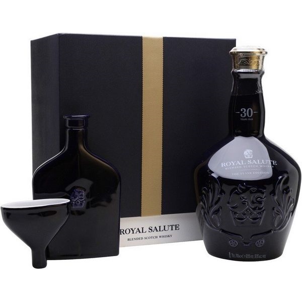 Chivas-30-Nam-Royal-Salute