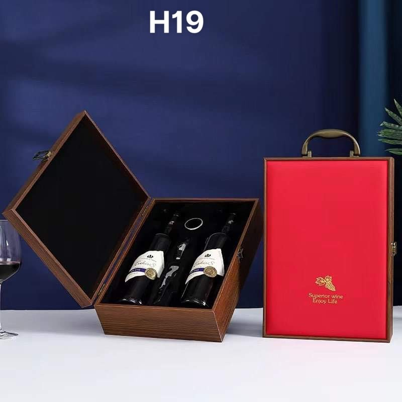 2024-HOP-QUA-RUOU-DA-IN-LOGO-THEO-YEU-CAU-H19